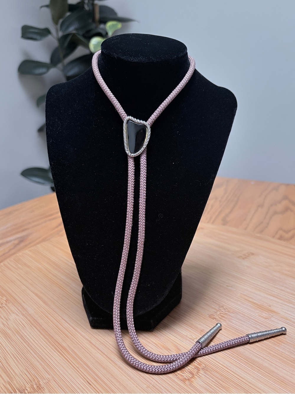 Vintage Bolo Tie w/ Mauve Cord and Black and Silver Bolo Clip